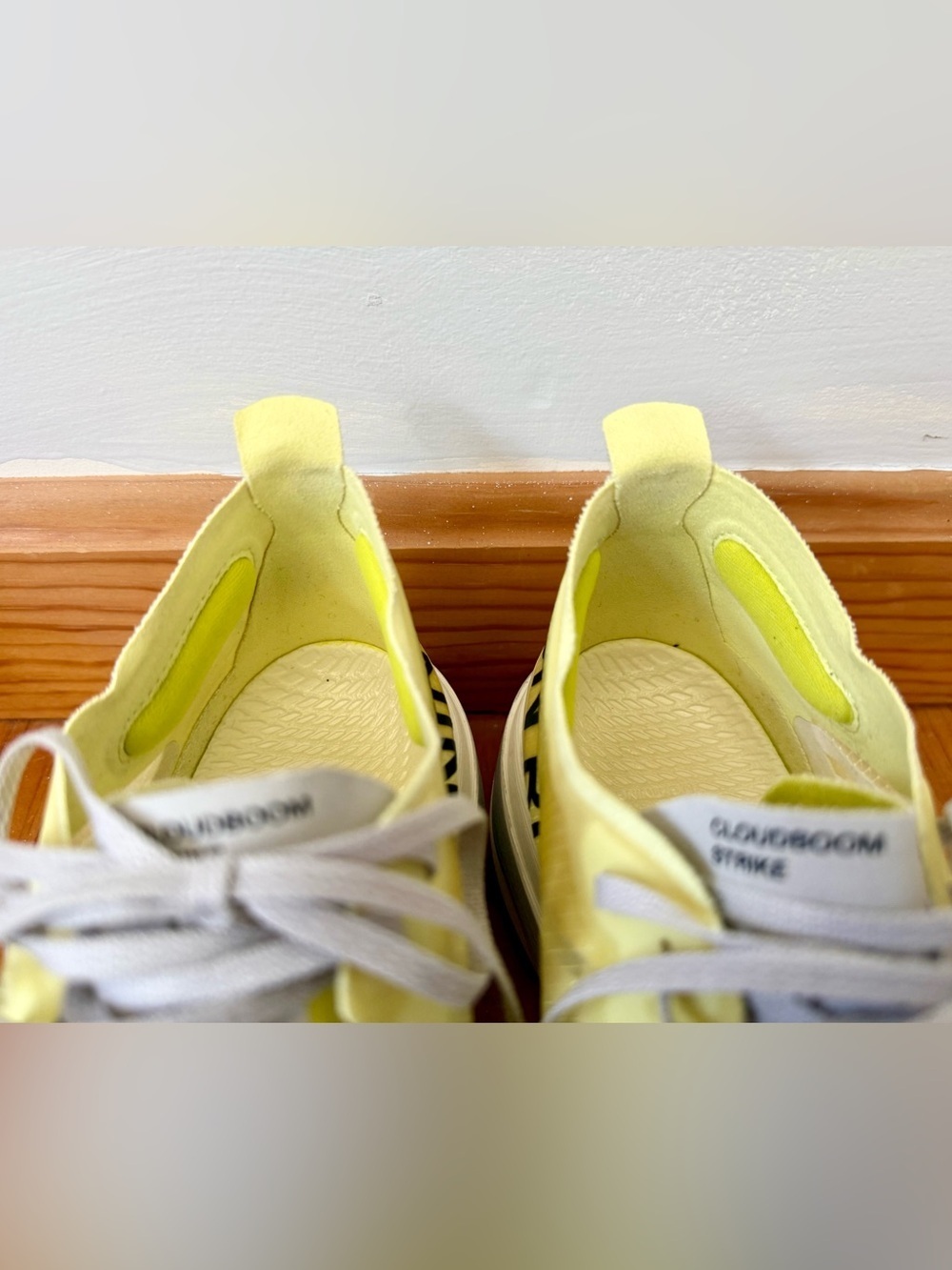 On Running Men's Cloudboom Strike Sneakers | Size 8 (EU 41) - Picture 6 of 12